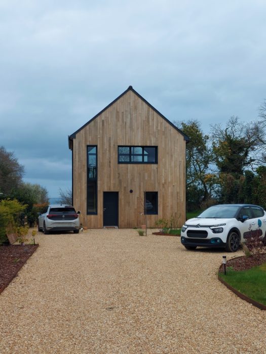 Façade avant avant maison bardage bois